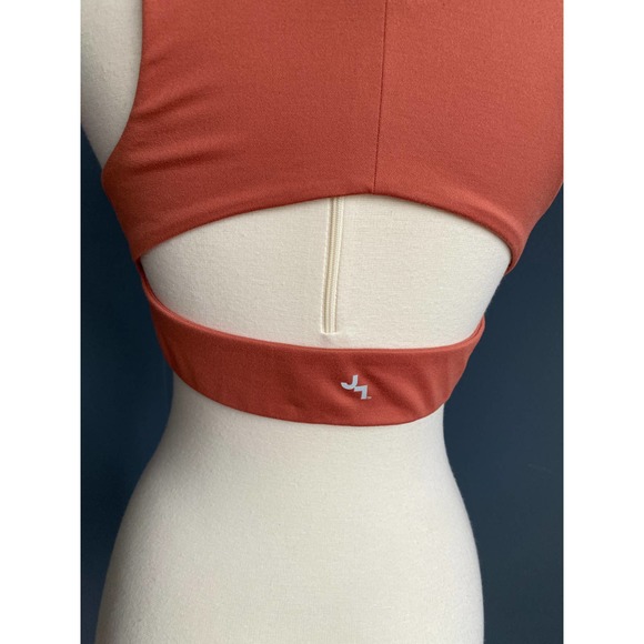 JoyLab burnt orange sports bra with cutout back, size Medium - Picture 7 of 9